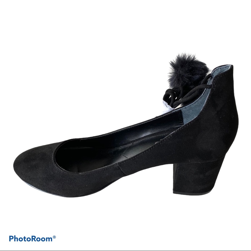 Charles David Black Suede Pumps with Faux Fur Ankle Ties Size 7.5M